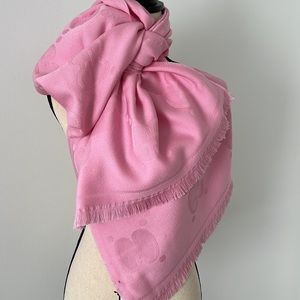 Gucci scarf